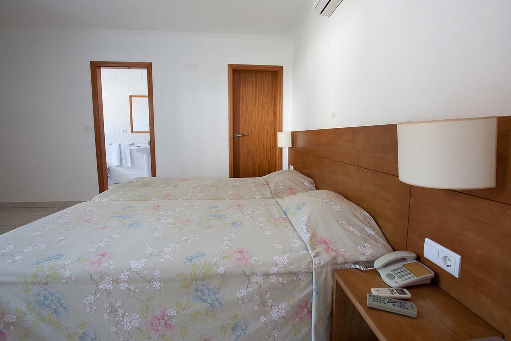 Hotel Solmar Calheta  Phòng bức ảnh